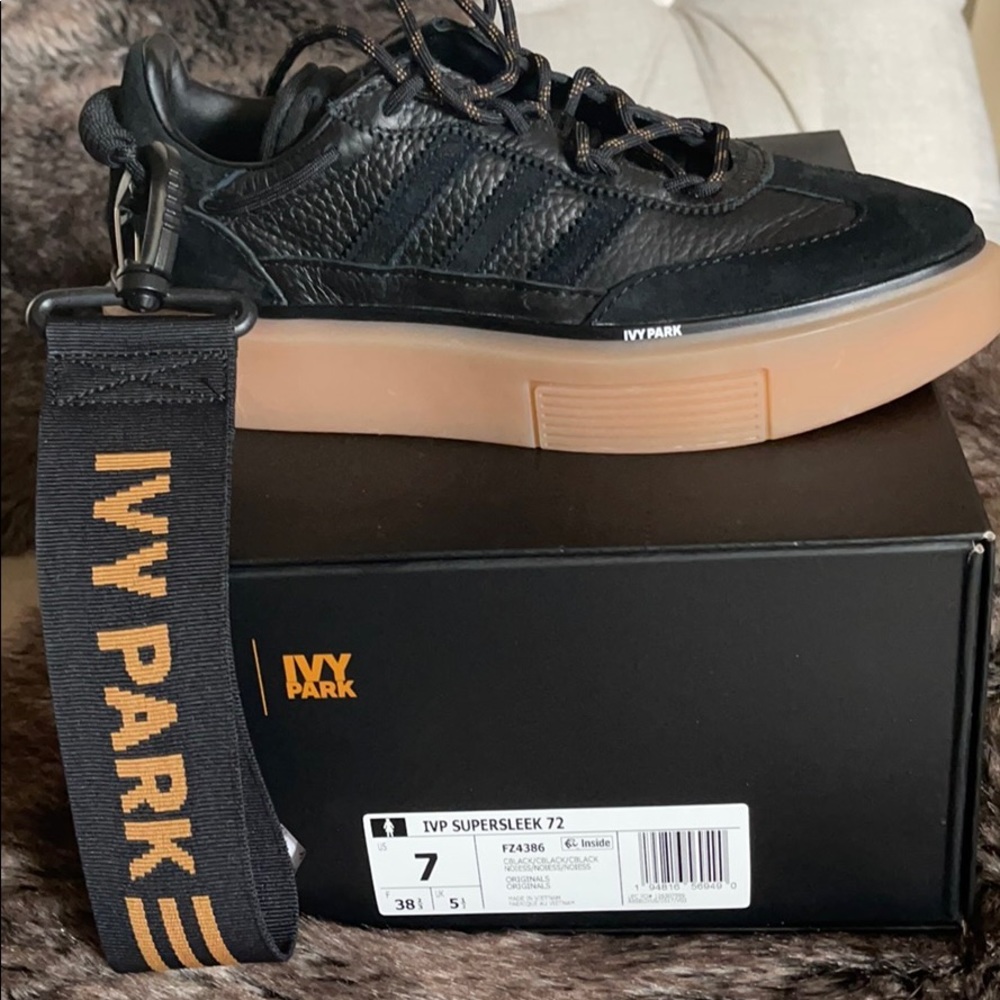 COPY - Ivy Park